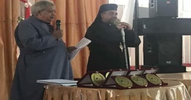 صور.. كنيسة رئيس الملائكة ميخائيل بالأقصر تنظم مهرجان "الأطفال يصنعون السلام"
