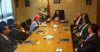 وزير قطاع الأعمال يوجه القابضة للتأمين بالتوسع وإعادة تدوير محافظ الاستثمار