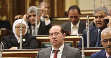 رئيس البرلمان يرفع الجلسة العامة.. ويواصل مناقشة "الموازنة" غداً
