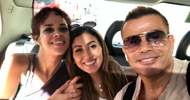 نور ابنة عمرو دياب تنشر صورة تجمعها بوالدها ودينا الشربينى 