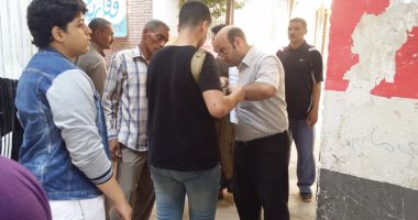 تواجد أمنى لرجال الشرطة أمام لجان الثانوية العامة فى شبرا 