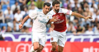 شاهد.. قمة مثيرة بين أساطير ريال مدريد وأرسنال تنتهى بـ3 أهداف
