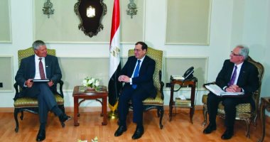 أباتشى العالمية تبدى اهتمامها بالمشاركة بـ"مزايدة البترول" بالصحراء الغربية