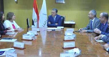 وزير النقل: تحديد استشارى شراء 100 جرار للسكة الحديد يوليو المقبل