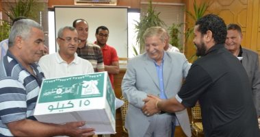  توزيع  4000 كرتونة رمضان على الأسر الأولى بالرعاية فى الإسماعيلية