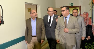 رئيس جامعة المنصورة يتفقد تطوير وتحديث جناح العمليات بمركز حراجة الجهاز الهضمى
