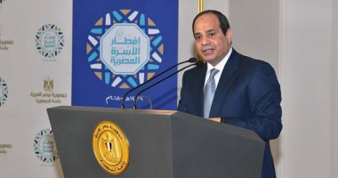 فيديو وصور.. السيسى: الإصلاح الإدارى لن يكون على حساب أرزاق الناس 