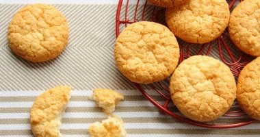 لمرضى القلب والكوليسترول.. دليلك لتناول كحك وبسكويت العيد