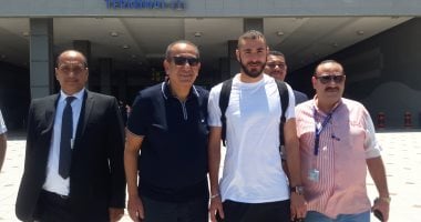 كريم بنزيما ينطلق فى رحلة بحرية لجزيرة الجفتون بالغردقة