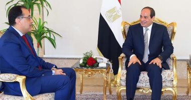 صورة.. السيسى خلال استقباله مصطفى مدبولى وتكليفه بتشكيل الحكومة