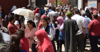 محافظ سوهاج: انتظام أعمال امتحانات المكفوفين فى 66 لجنة