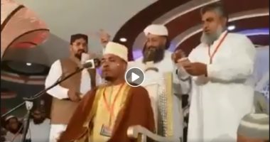 فيديو.. "نقطة" لمقرئ قرآن تثير الجدل على مواقع التواصل الاجتماعى