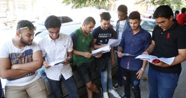 محافظ الجيزة: حرمان طالب الثانوية من الامتحان حال ضبطه بالتليفون المحمول 