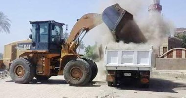 رفع 10 طن قمامة ومخلفات صلبة فى حملة بمركز طهطا فى سوهاج