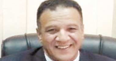 رئيس جامعة كفر الشيخ: تجديد تعيين أمين عام الجامعة لمدة عام 