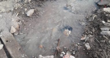 أهالى منطقة الحكروب بأسوان يشتكون من مياه الصرف الصحى