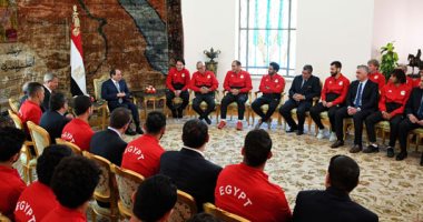 مجدى عبدالغنى: السيسى قال للاعبى المنتخب "احلموا عشان تقدروا تسعدوا الناس"