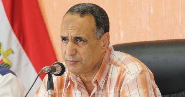 مساعد محافظ كفر الشيخ: يناقش مشاكل المواطنين ويتابع أعمال النظافة والرصف
