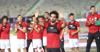 فيديو.. طبيب المنتخب يكشف مستجدات إصابة محمد صلاح وفرص لحاقه بلقاء أوروجواى