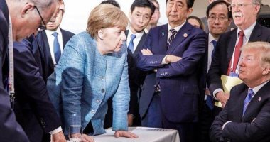 كيف خسر ترامب حلفاءه فى ساعات؟.. قمة السبع شاهدة على فصل جديد من العلاقات المتوترة بين واشنطن وأوروبا.. الرئيس الأمريكى يعلن الحرب التجارية ويصف ترودو بالـ"ضعيف والغير نزيه"..وصورة لقادة G7بألف كلمة
