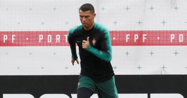 كريستيانو رونالدو يستعد لقمة كأس العالم أمام إسبانيا.. صور وفيديو