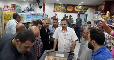 رئيس مدينة ببا يفتتح فرع الجمعية التعاونية الاستهلاكية