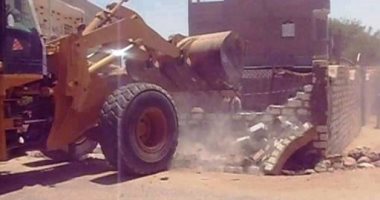 إزالة 17 حالة تعد على الأراضى الزراعية فى حملة مكبرة بسوهاج