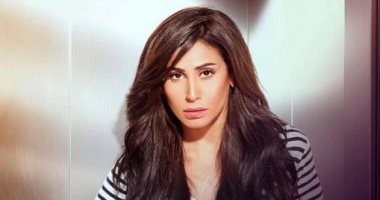 بعد مسلسل "مليكة".. دينا الشربينى تبحث عن رواية أدبية تقدمها مع رامى إمام