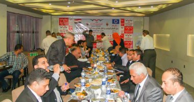صور.. حزب "المصريين الأحرار" بالسويس يقيم حفل إفطار