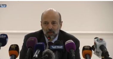 رئيس الوزراء الأردني يبحث مع كبار المسؤولين الأمريكيين التعاون المشترك