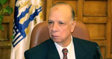 محافظ القاهرة لرؤساء الأحياء: "سهلوا إجراءات تقنين الأوضاع للراغبين"