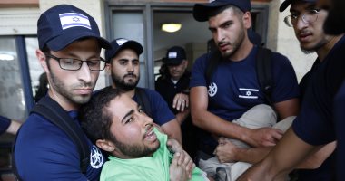 الاحتلال الإسرائيلى يطرد مستوطنين بالضفة الغربية قبل هدم الوحدات السكنية - صور