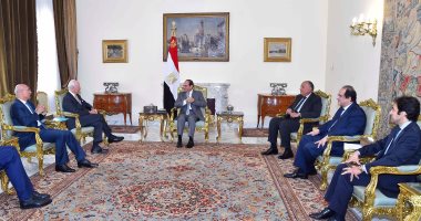 السيسى لـ"دى ميستورا": مصر مستمرة فى مساعيها لوقف تدهور الأوضاع بسوريا