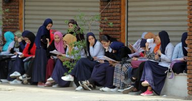 رئيس لجنة بالجيزة يسمح لطالب تأخر 20 دقيقة عن الامتحان بالدخول