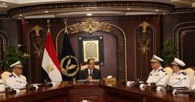 "العين الحمراء".. رسائل وزير الداخلية قبل عيد الفطر: التعامل بحسم مع محاولات الخروج عن القانون.. لا تهاون فى مواجهة المساس بأمن المواطنين.. وأقصى معدلات لتأمين المنشآت الحيوية وانتشار شرطى بالشوارع