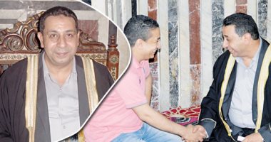 المداحون.. أحمد على الطنطاوى: بعض المبتهلين لا يصلحون سوى "موالدية"..الابتهال موهبة "ومش بتجيب فلوس".. وأتمنى إحياء فن البطانة.. وأحييت احتفالات المولد النبوى فى ليبيا أمام القذافى 