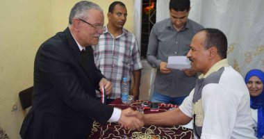 محافظ المنيا يكرم الفائزين من ذوى الإعاقة بالدورة الرمضانية "صور"
