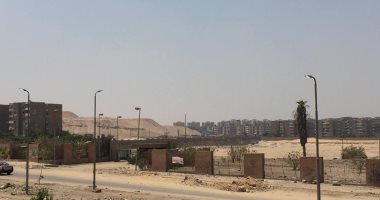 شكوى من أعمدة إنارة مضاءة نهارا فى عمارات الطوب الرملى بمدينة نصر
