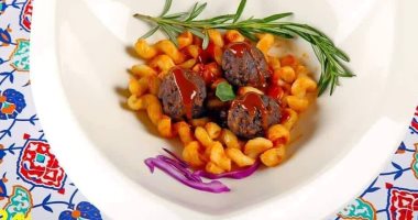 طريقة عمل مكرونة مع كور اللحم