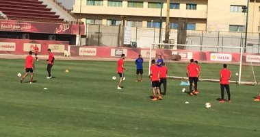 شاهد.. أول ظهور لكارتيرون مدرب الأهلى الجديد فى مران الفريق