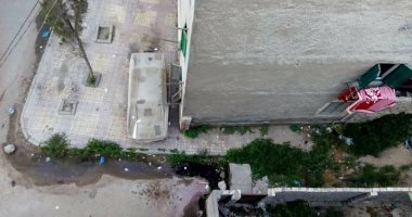 شكوى من انتشار مياه الصرف الصحى والقمامة بمساكن المهاجرين فى الإسكندرية