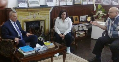 محافظ الجيزة يصل حديقة الحيوان ويجتمع مع نائب وزير الزراعة ومدير الحدائق