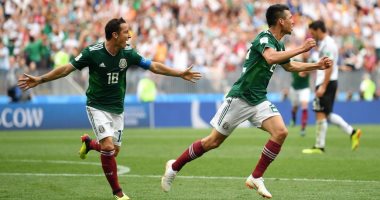 كأس العالم 2018.. تشيتشاريتو يضيف هدف المكسيك الثانى أمام كوريا الجنوبية