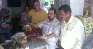 صور..  حملة بيطرية على محلات حى الأميرية للتأكد من جودة اللحوم