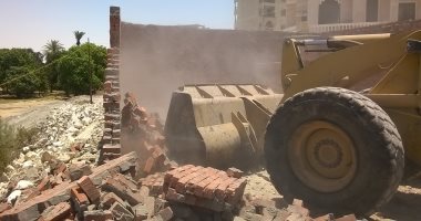 حملة لإزالة التعديات على أملاك الدولة بـ"الجلوس" قرية نفيشة بالإسماعيلية