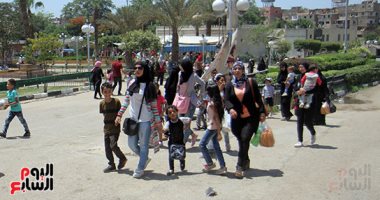 حديقة الفسطاط تواصل استقبال الزوار فى أخر يوم أجازة