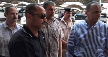صور .. مساعد محافظ كفر الشيخ يتابع تطبيق التعريفة الجديدة ويترأس حملة إزالات