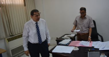 وزير القوى العاملة يتابع تسليم استمارات إبداء الرأى بالانتخابات العمالية
