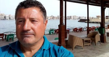 صور.. الحوثيون يحتجزون بحارا فرنسيا مع قاربه بميناء الحديدة