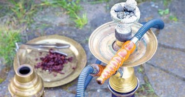 تحالف مكافحة الأمراض غير المعدية يدين انتشار صور لأطفال يدخنون الشيشة